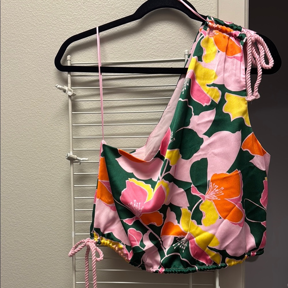 Floral Sleeveless Women's Top